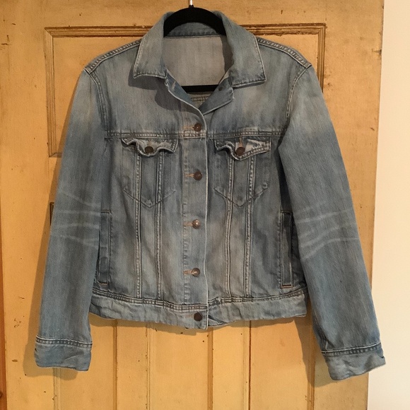 Aritzia Talula Denim Jacket - Picture 1 of 5